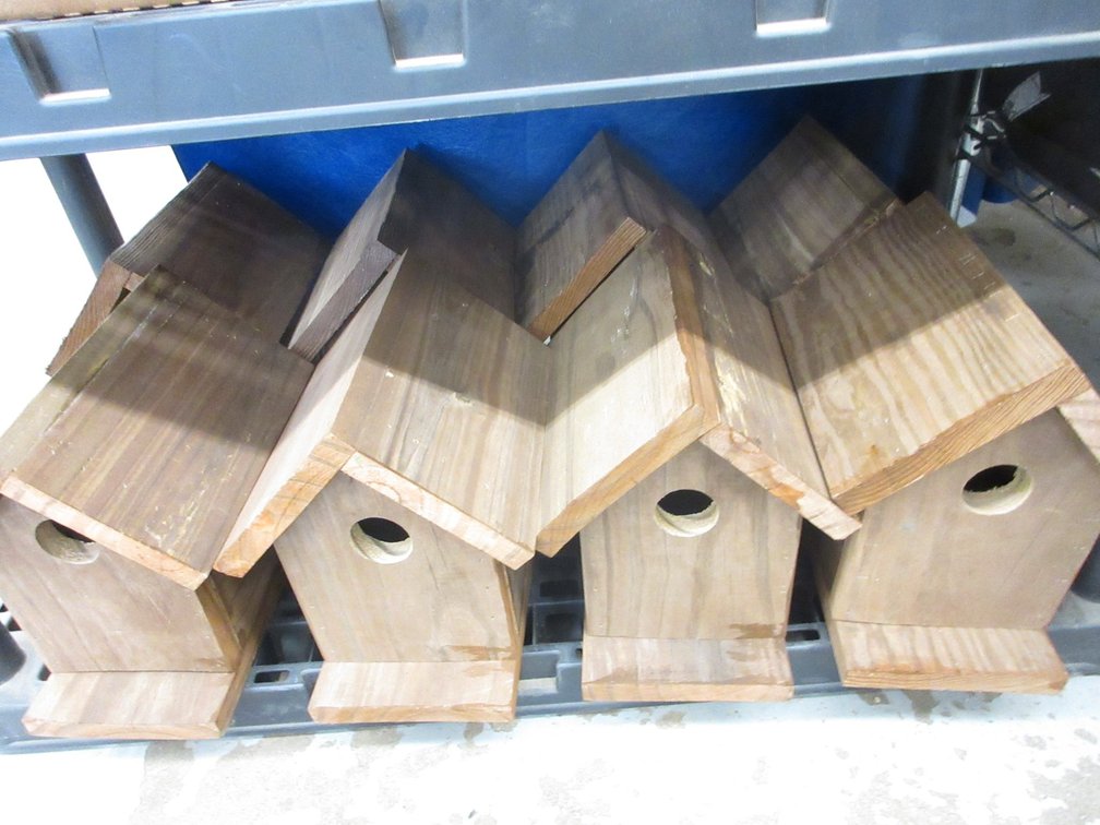 (8) Handmade wood birdhouses