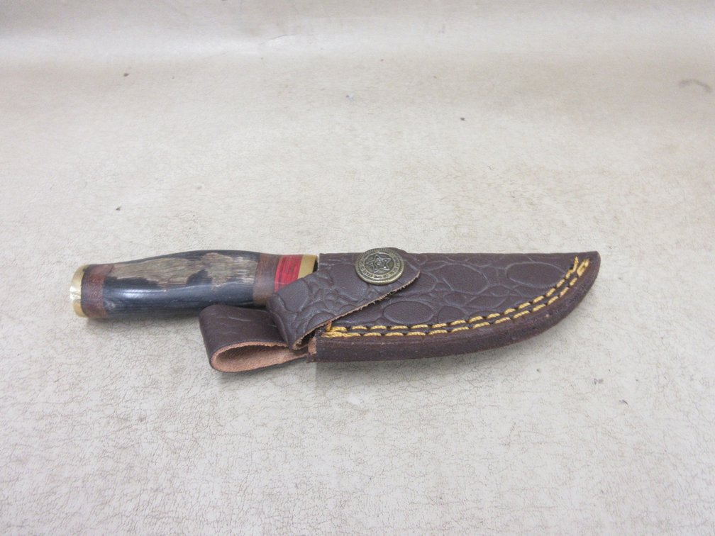 Custom-made hunting knife