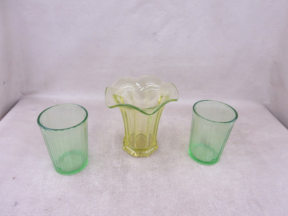 Vaseline Glass group