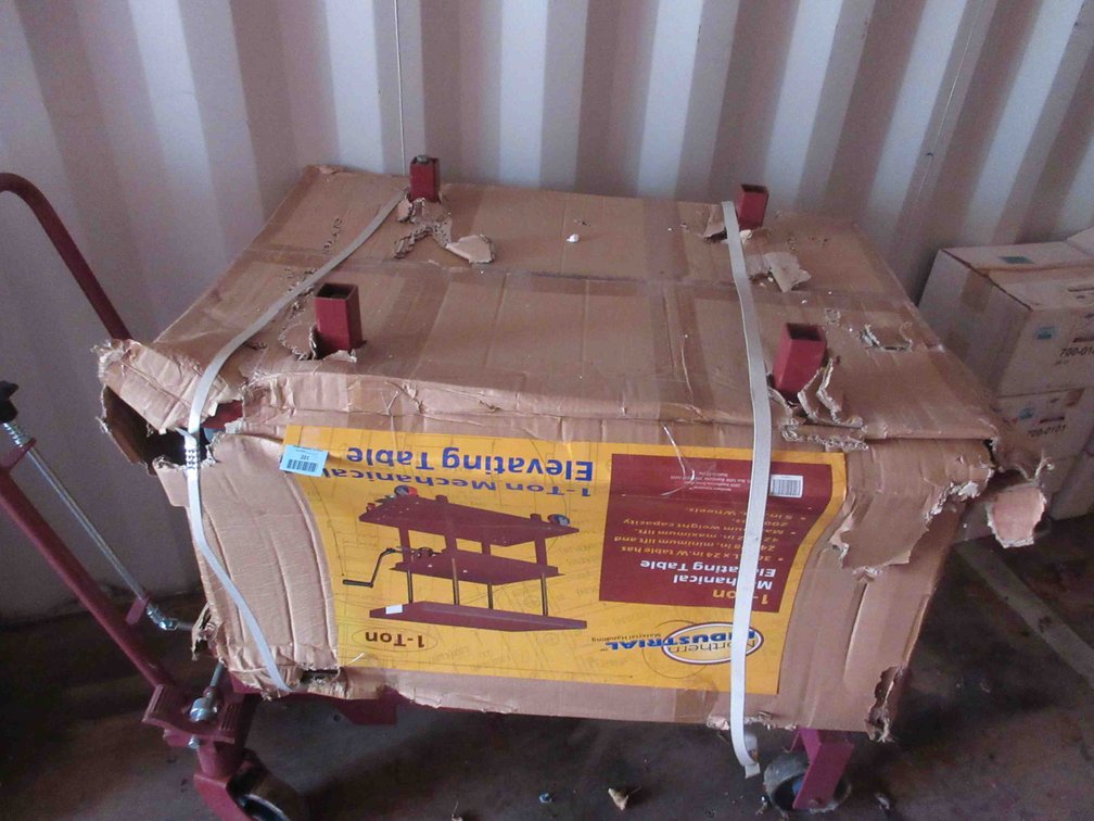 Northern Industrial hydraulic lift cart