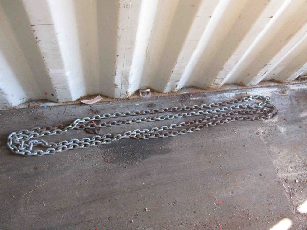 5/16" steel chain with hooks