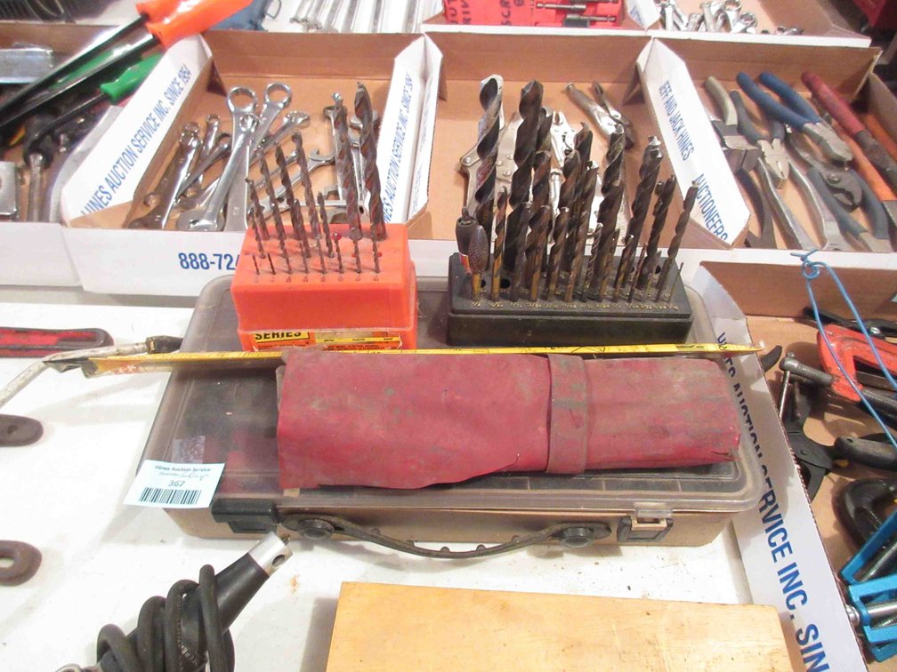 Group of drill bits and driver bits