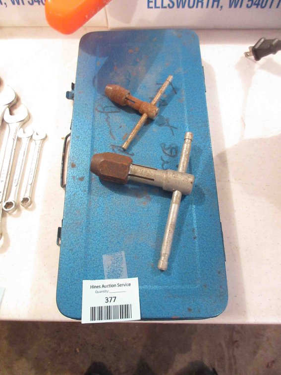 Tap and die set