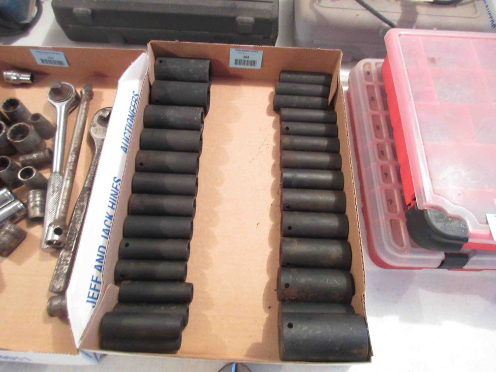 Set of 1/2" drive SAE and metric impact sockets