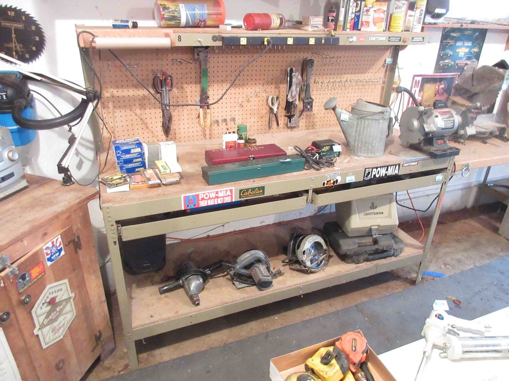 Metal and wood workbench