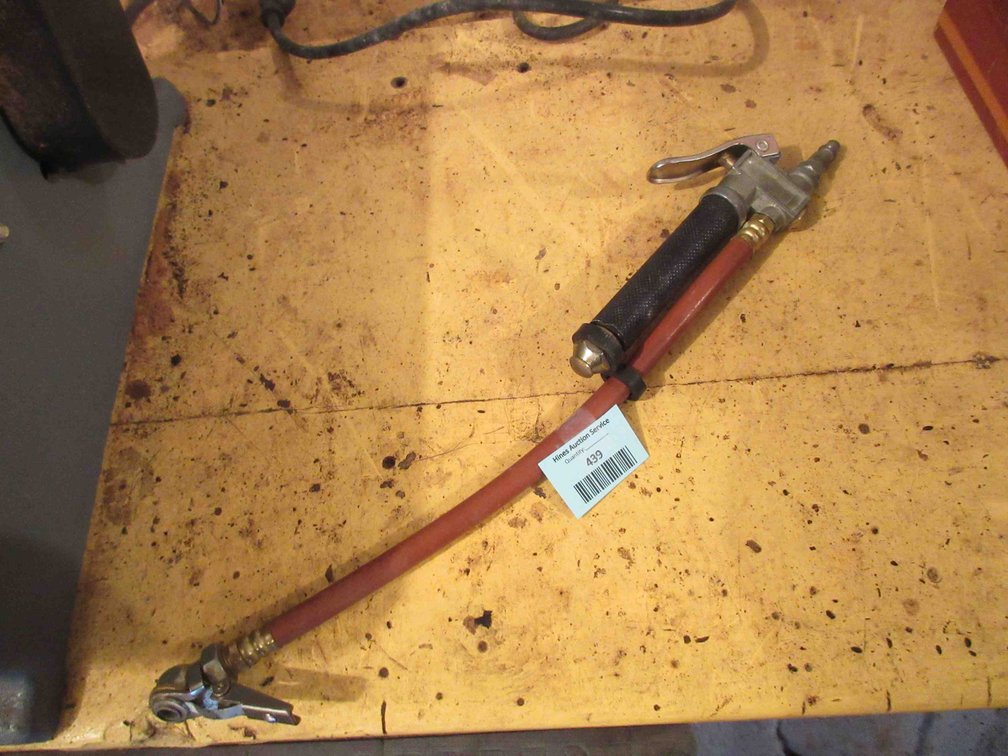 Tire inflator