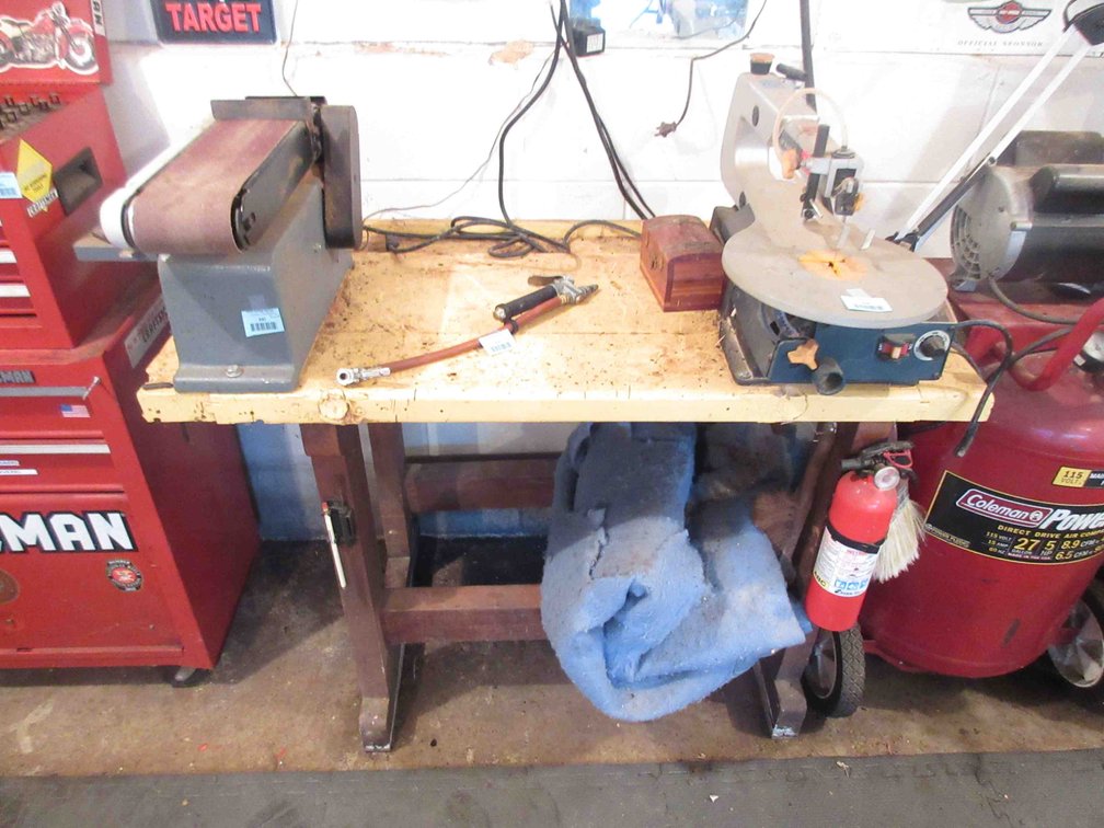 Performax 4"x36" belt sander and 6" disc sander on bench