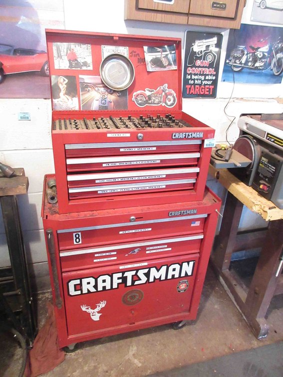 Craftsman 2-piece tool chest