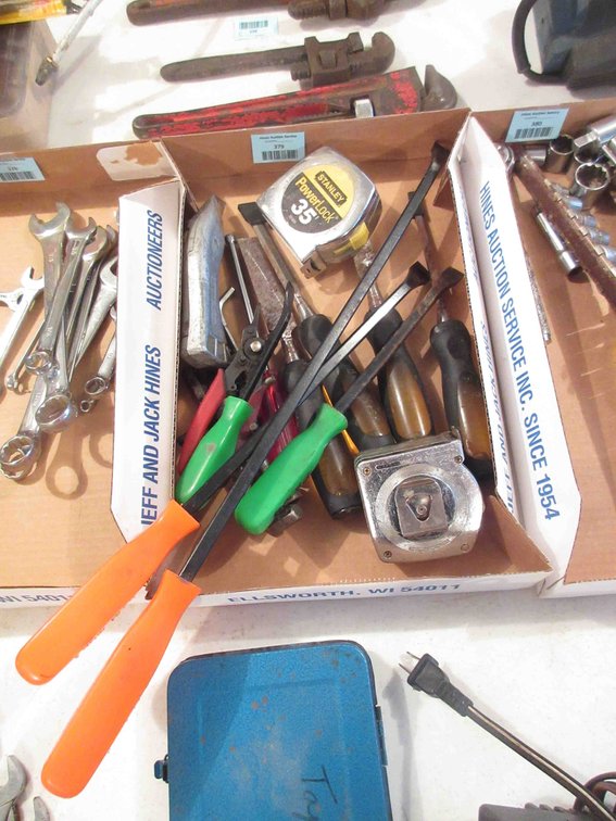 Flat of tools