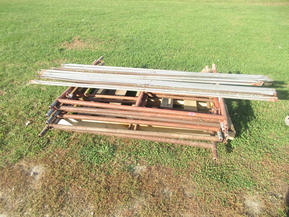 Group of scaffold on pallet