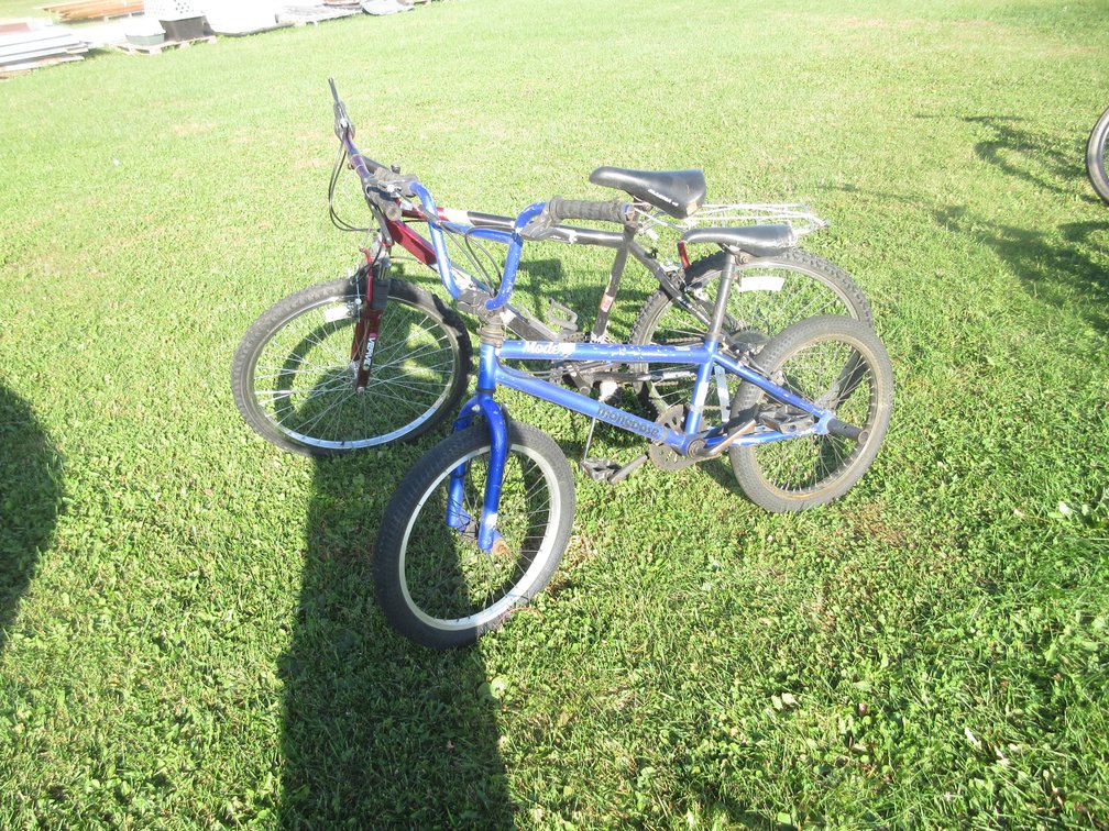 (2) Bikes