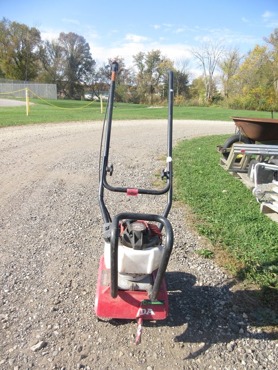 Honda has 4 stroke tiller