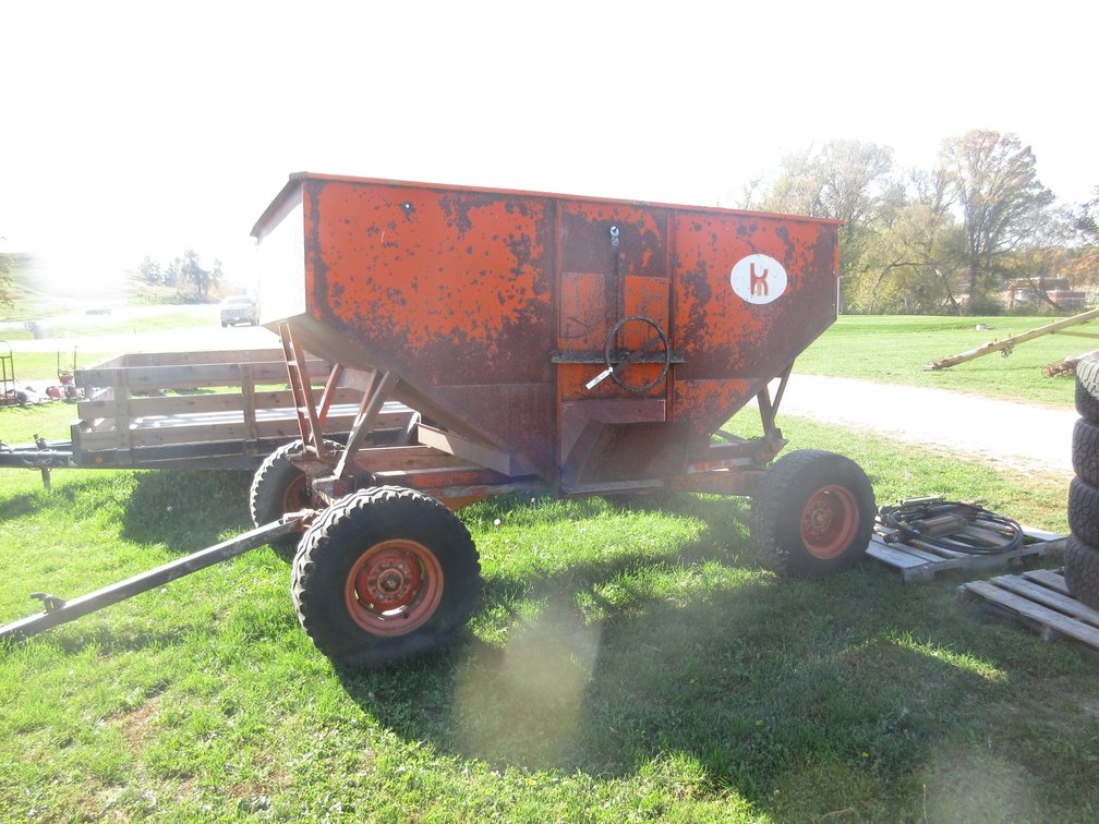 Kory gravity box on running gear
