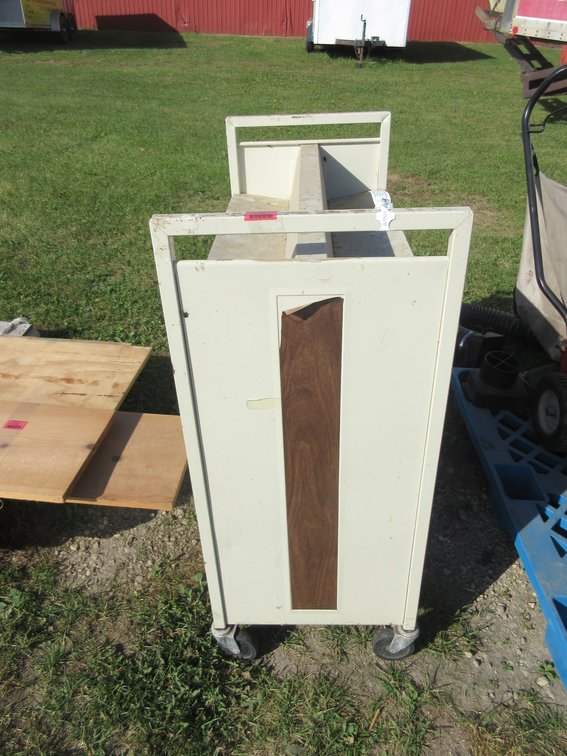 Metal rolling shelf