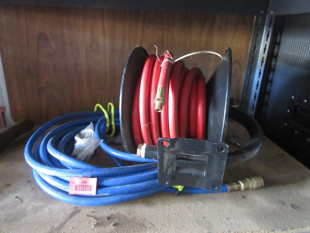 (2) Air hoses