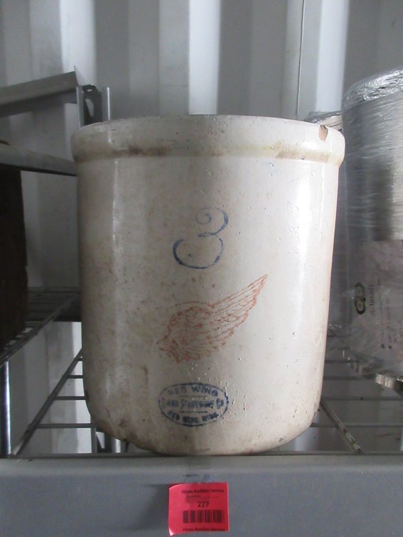 Red Wing Stoneware Co. 3 gal crock with ski oval