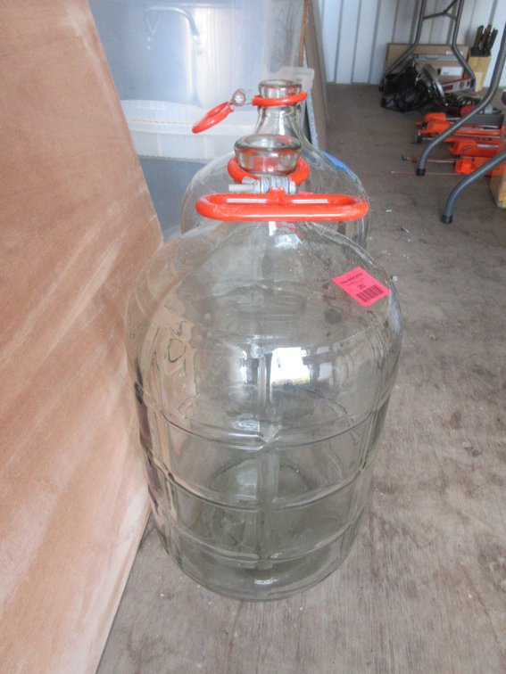 Glass carboy