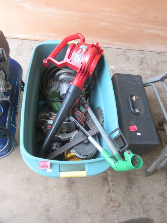 Tote with contents