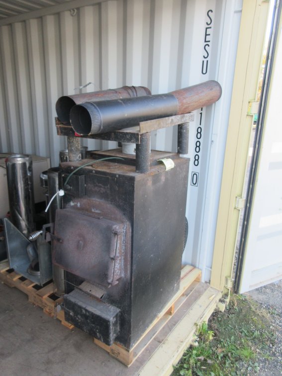 Cast iron wood stove