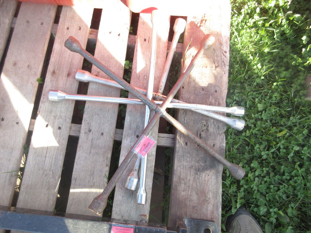 (3) Tire irons