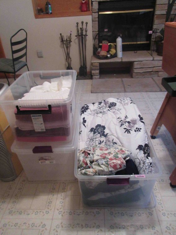 Totes of household
