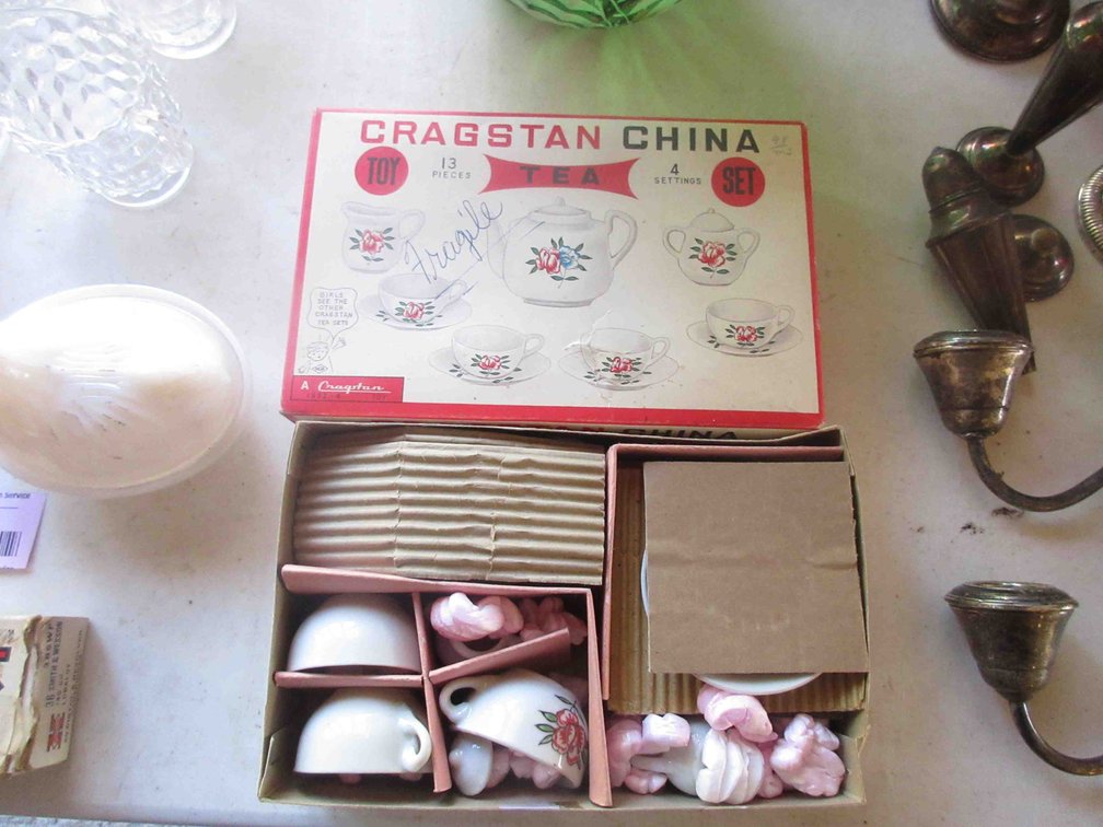 Cragstan China toy tea service