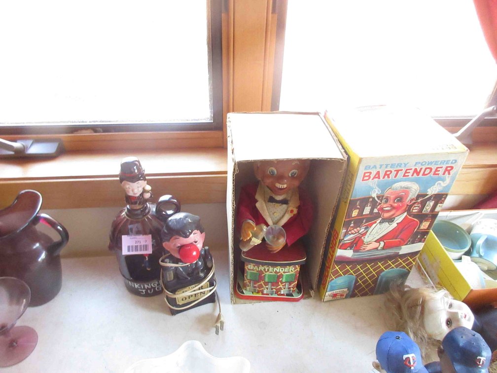 Vintage bar group