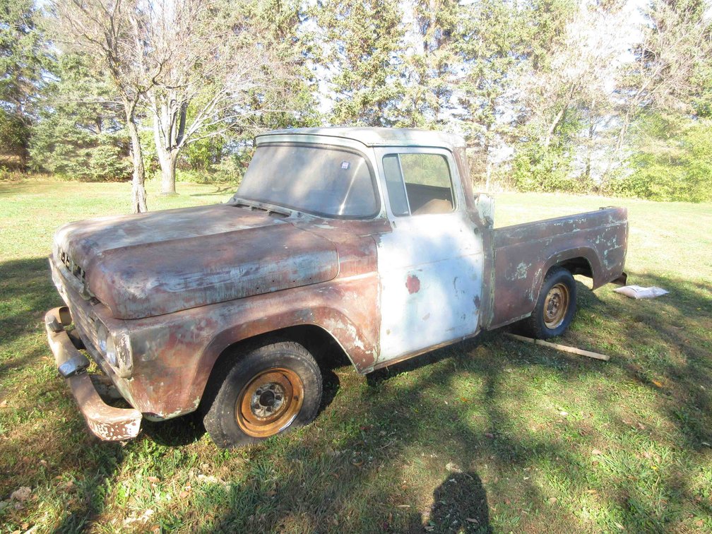 1959 Ford F100 truck (for restoration)