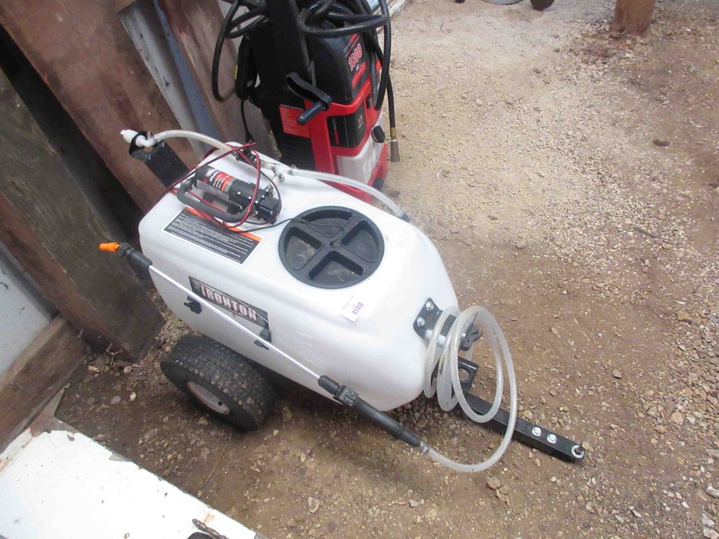 Ironton pull type sprayer with pump and wand