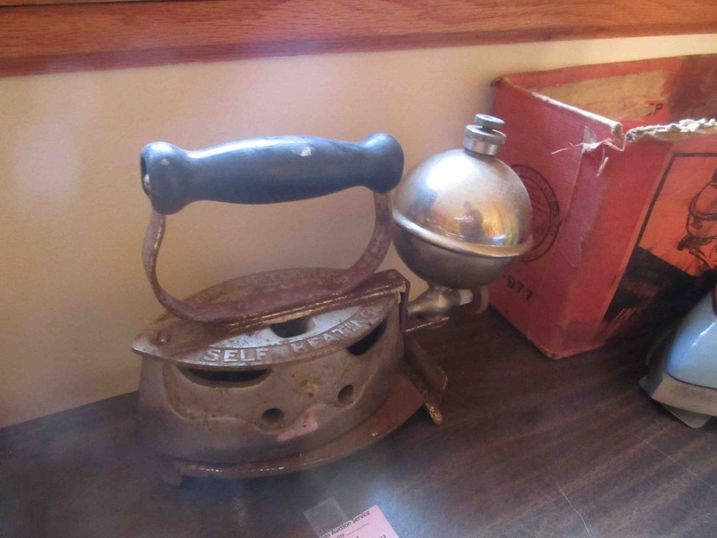 Comfort Iron self heating iron