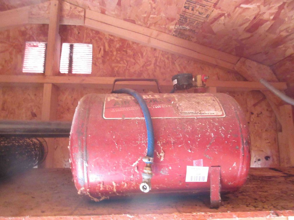Midwest Products portable air tank