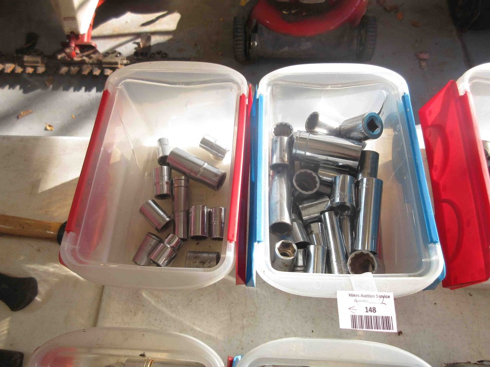 (2) Tubs of 1/2" drive sockets