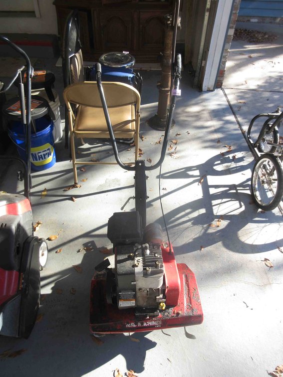 Yard Machines gas front tine tiller