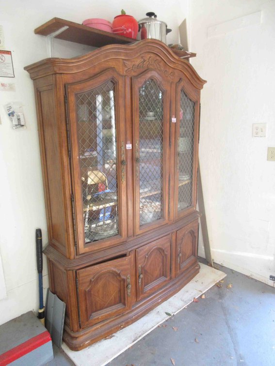 2-Piece vintage hutch