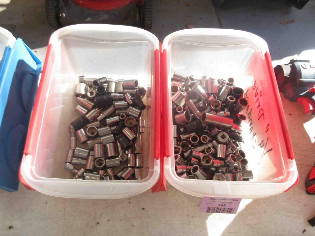 (2) Tubs of 1/4" drive sockets