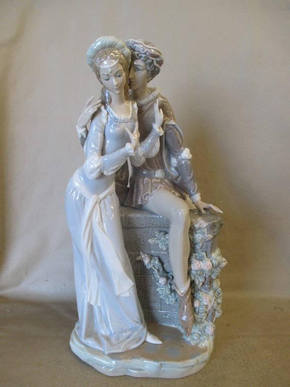 Lladro porcelain figurine