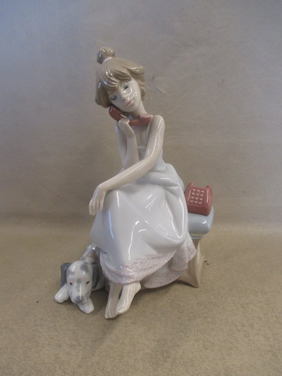 Lladro porcelain figurine