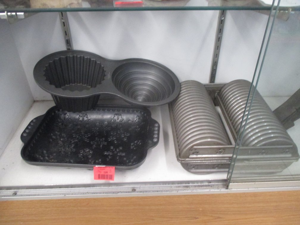 Cake mold/pan group