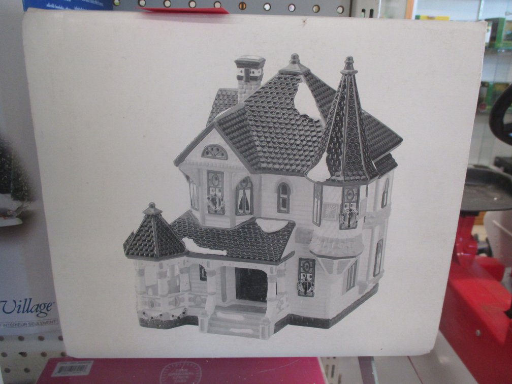 Department 56 Snow Village building