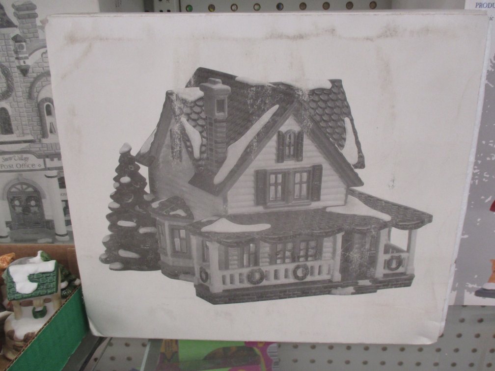 Department 56 Snow Village building