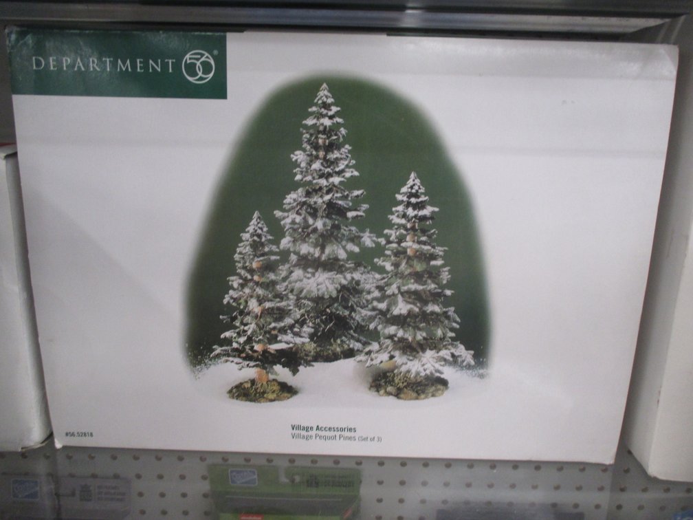 Department 56 Snow Village Accessory set