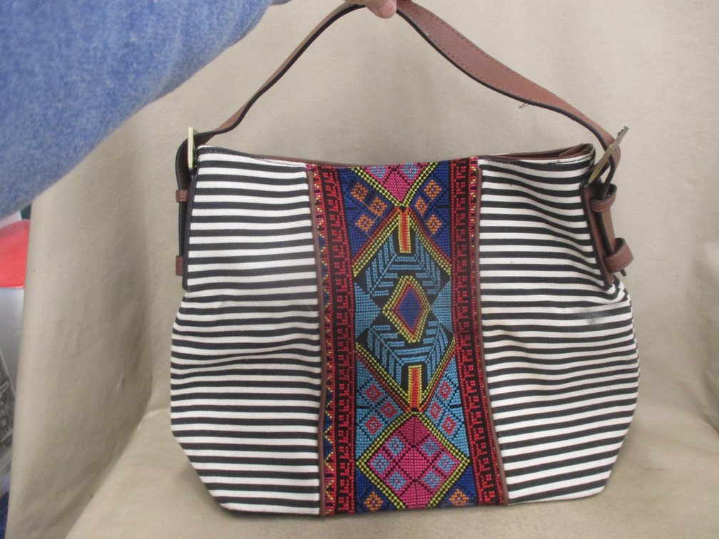 Jen & Co. striped tote bag