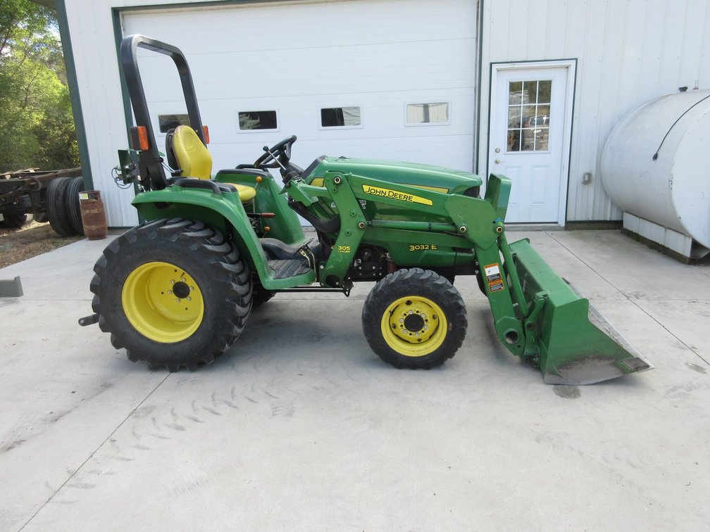 Image for Ryan Ferguson Estate - Tractor, Snowmobiles, Machinery, Tools & Trucking