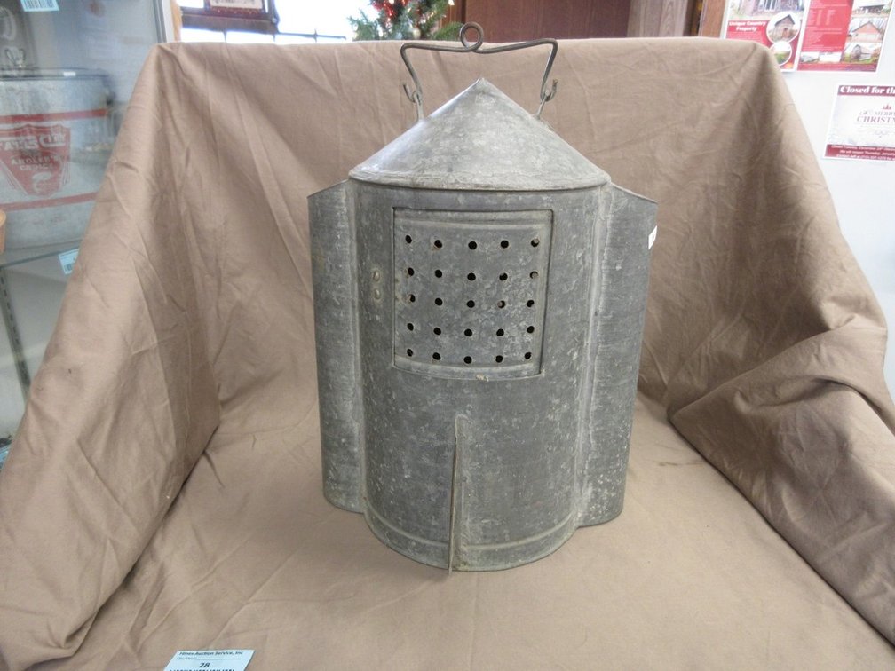 Galvanized minnow bucket