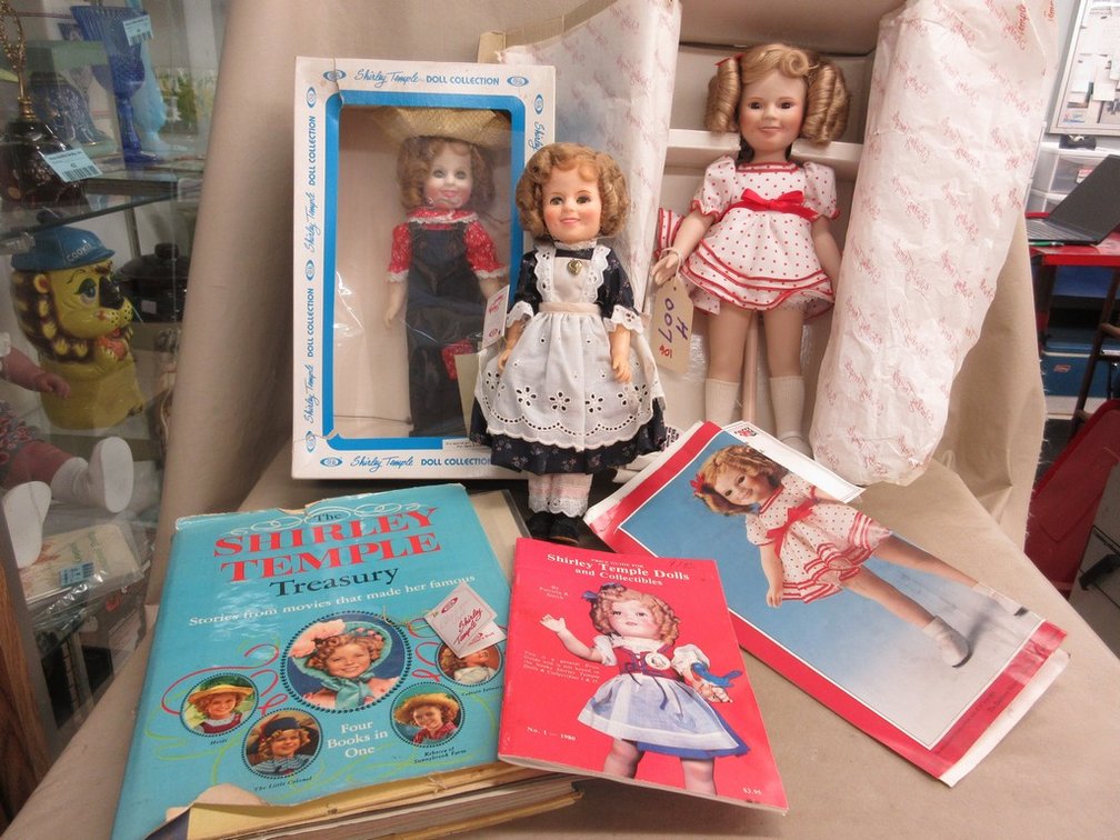 Shirley Temple Doll group