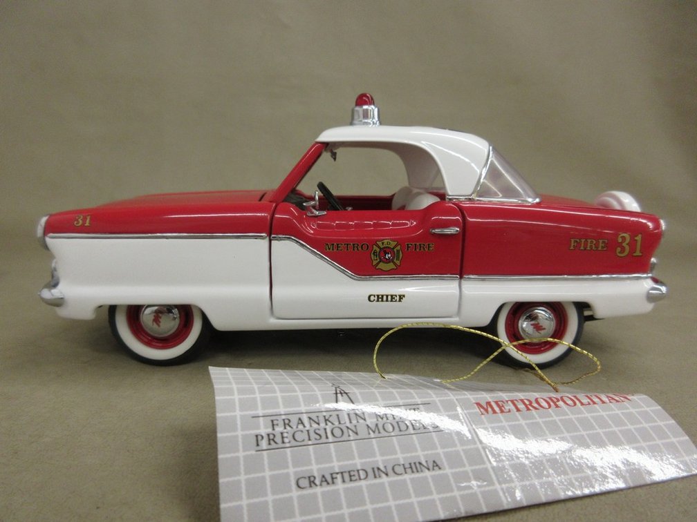Franklin Mint die cast Metro Fire Chief car