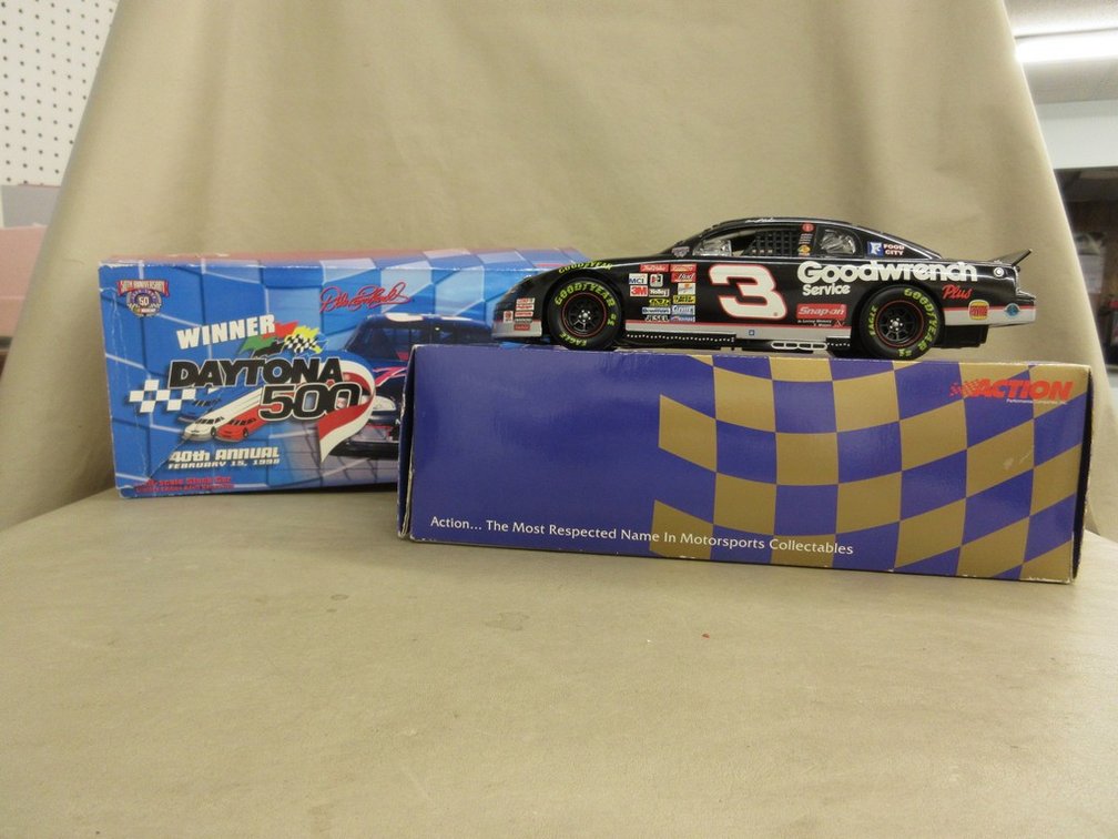 Action Racing die cast Dale Earnhardt Daytona 500 car