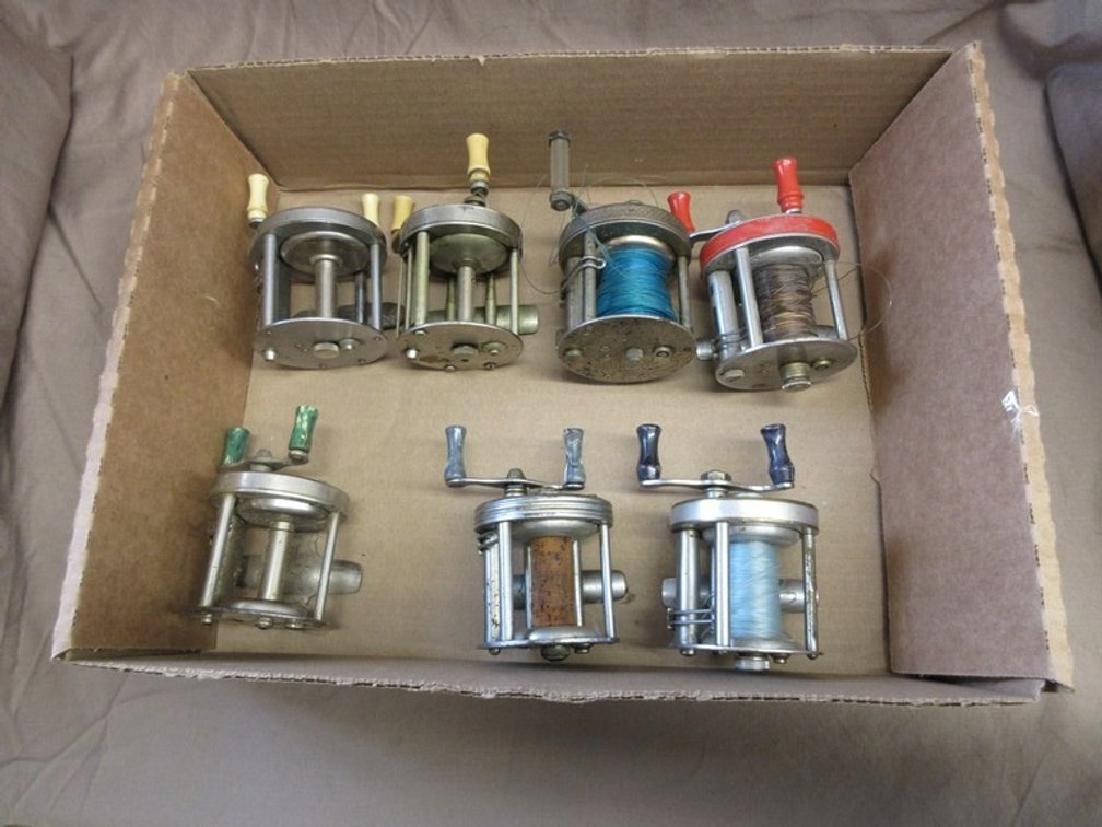 (7) Vintage fishing reels