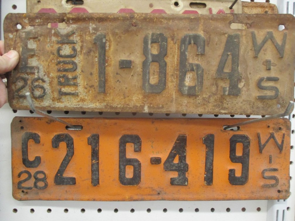 (3) 1926 Wisconsin license plates