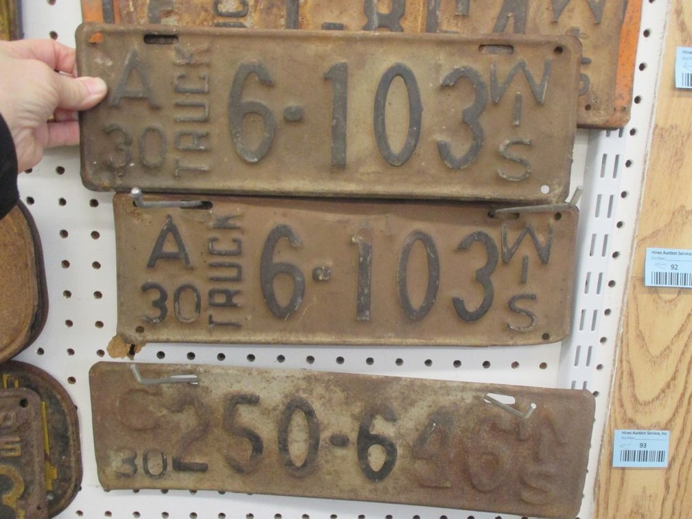 (3) 1930 Wisconsin license plates